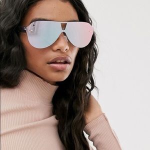 Quay Stay Afloat Sunglasses
